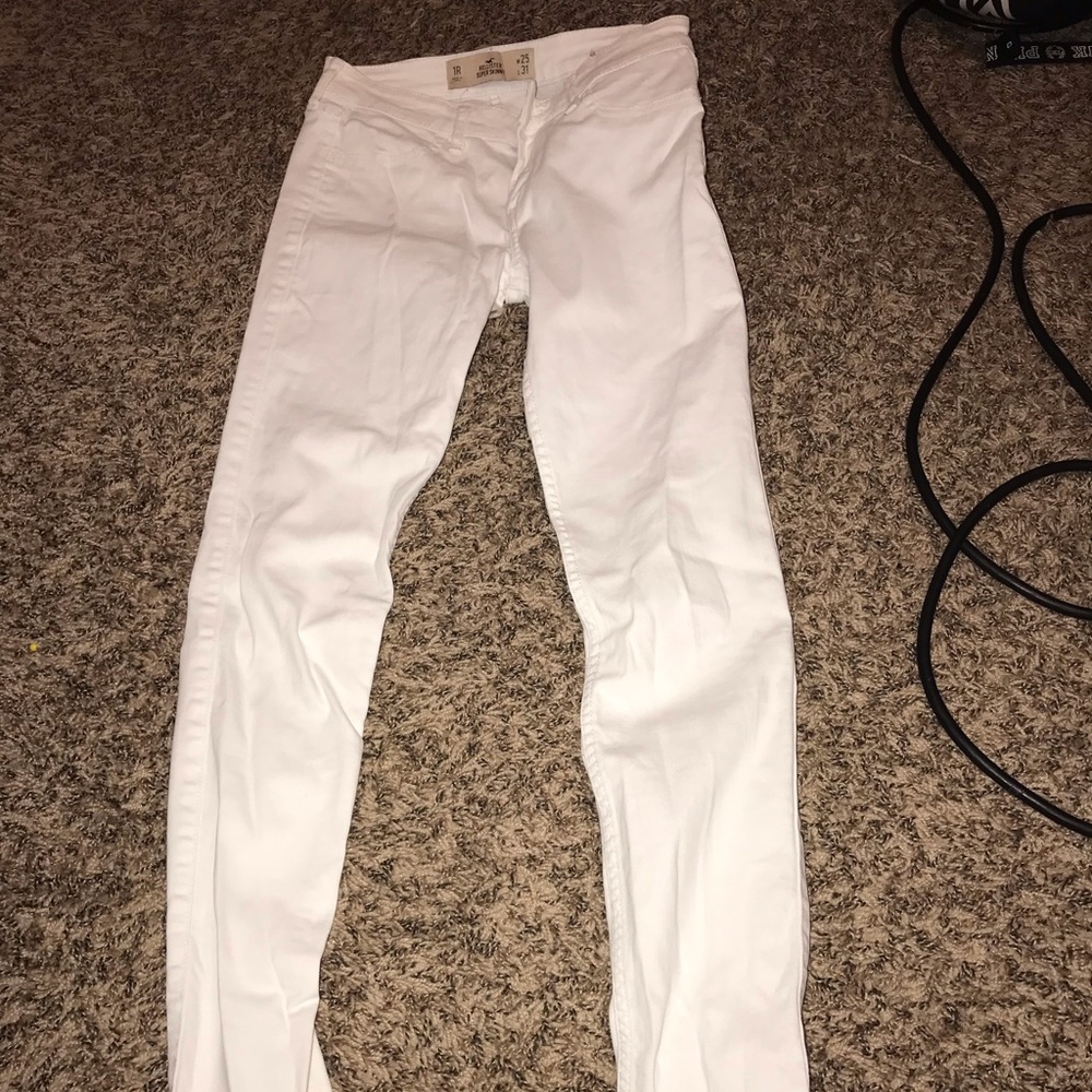 White Skinny 1R Hollister Jeans! $7